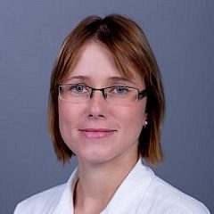 MUDr. Veronika Kadeřábková